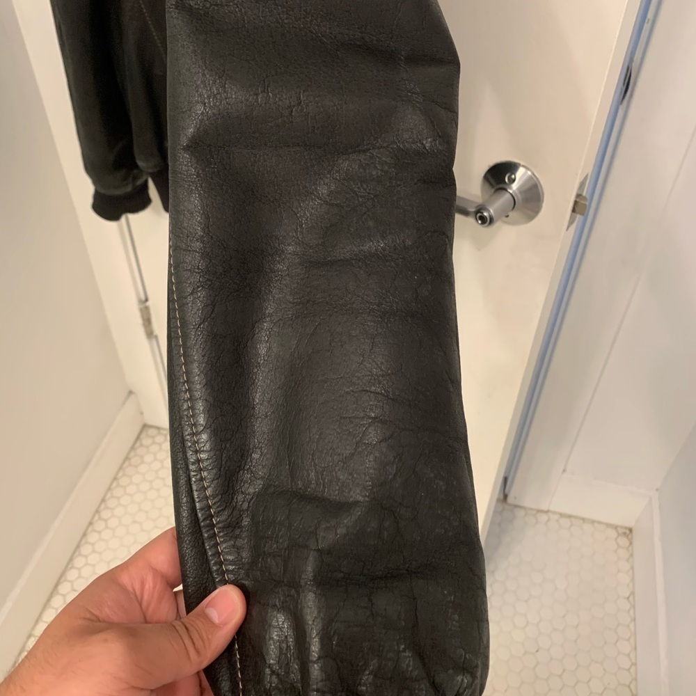 Leather Jacket - Picture 6 of 7